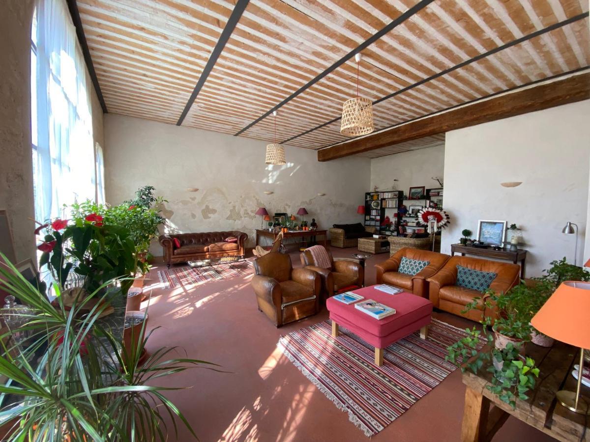 La Ferme De Gigognan Bed & Breakfast Avignon Exterior foto