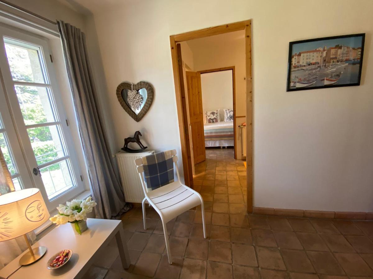 La Ferme De Gigognan Bed & Breakfast Avignon Exterior foto
